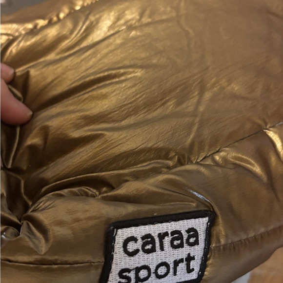 Caraa Sport Tote in Gold EUC - Picture 3 of 5